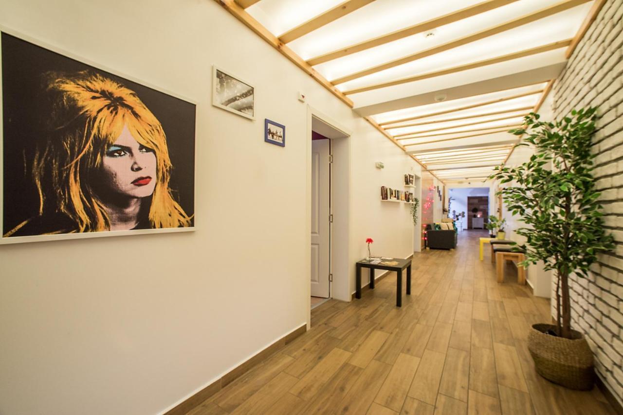 Fox Rooms Aparthotel Sztara Zagora Kültér fotó